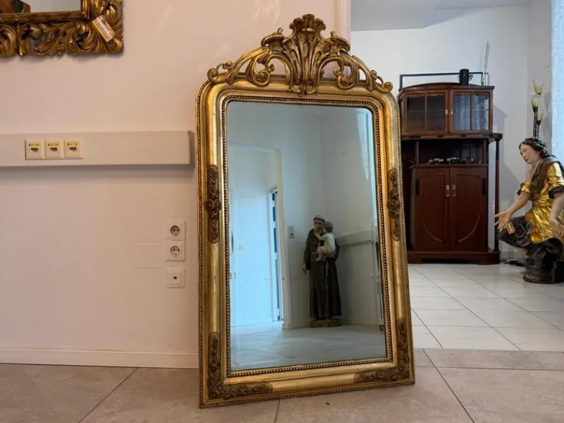 Online Pamono Florentine Mirror with Acanthus Leaf
