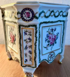 Pamono Flower Pots from Haviland Limoges, France, 1975, Set of 2><noscript><img width=