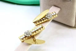 Pamono Flower-Shaped Cufflinks with Brilliant-Cut Diamonds, Set of 2> Cufflinks