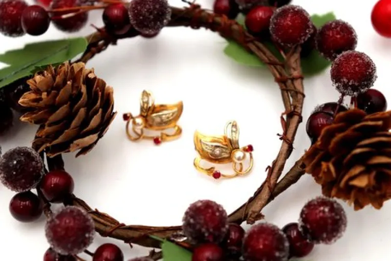Pamono Flower-Shaped Gold Earrings with Diamond Chips, Set of 2> Earrings