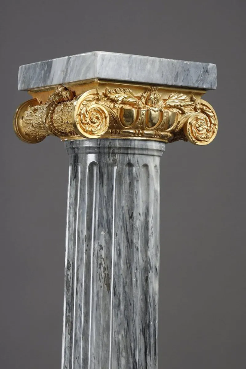Pamono Fluted Marble Columns with Ionic Capitals, 1900, Set of 2> Pedestals And Columns
