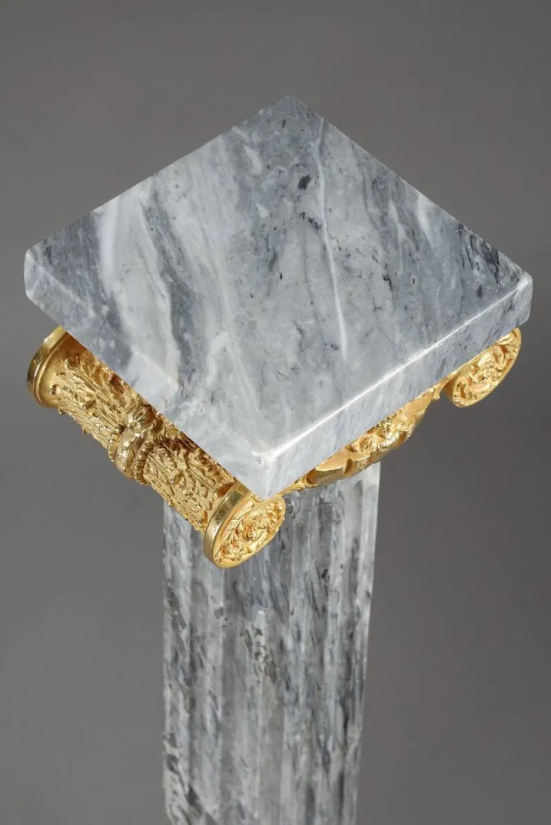 Pamono Fluted Marble Columns with Ionic Capitals, 1900, Set of 2> Pedestals And Columns