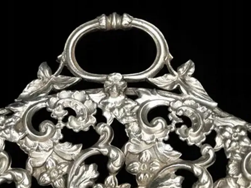 Pamono Former Austro-Hungarian Empire Bowl on Stand, 1880s> Bowls