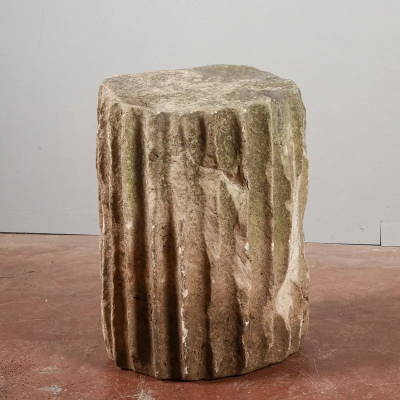Best Pamono Fragment of Ancient Fluted Column