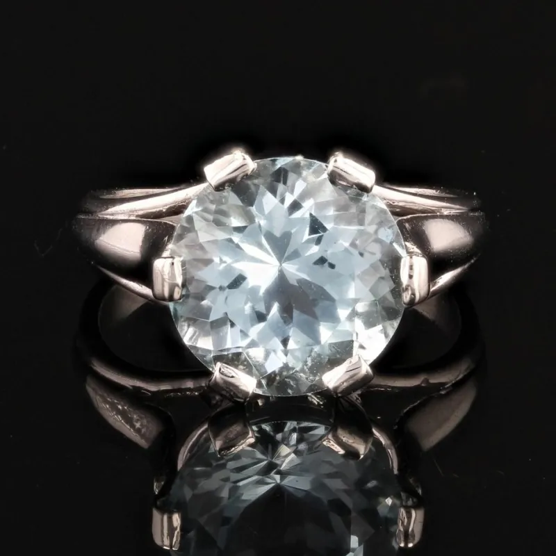 Outlet Pamono French 3.25 Carats Aquamarine 18 Karat White Gold Solitaire Ring, 1950s