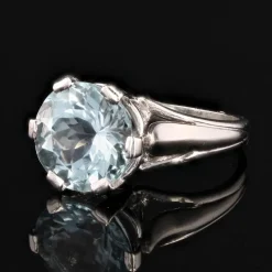Outlet Pamono French 3.25 Carats Aquamarine 18 Karat White Gold Solitaire Ring, 1950s