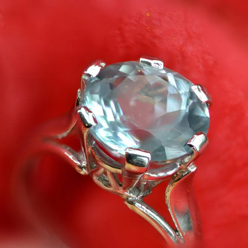 Outlet Pamono French 3.25 Carats Aquamarine 18 Karat White Gold Solitaire Ring, 1950s