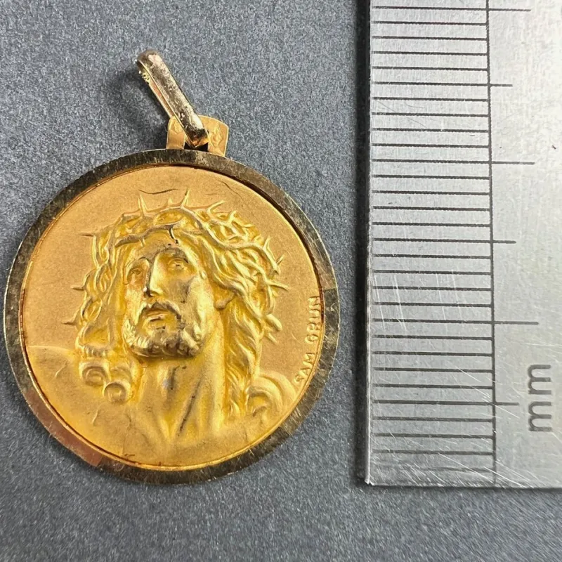 Sale Pamono French 18 Karat Yellow Gold Jesus Christ Crown of Thorns Charm Pendant by Sam Grün, 1920s