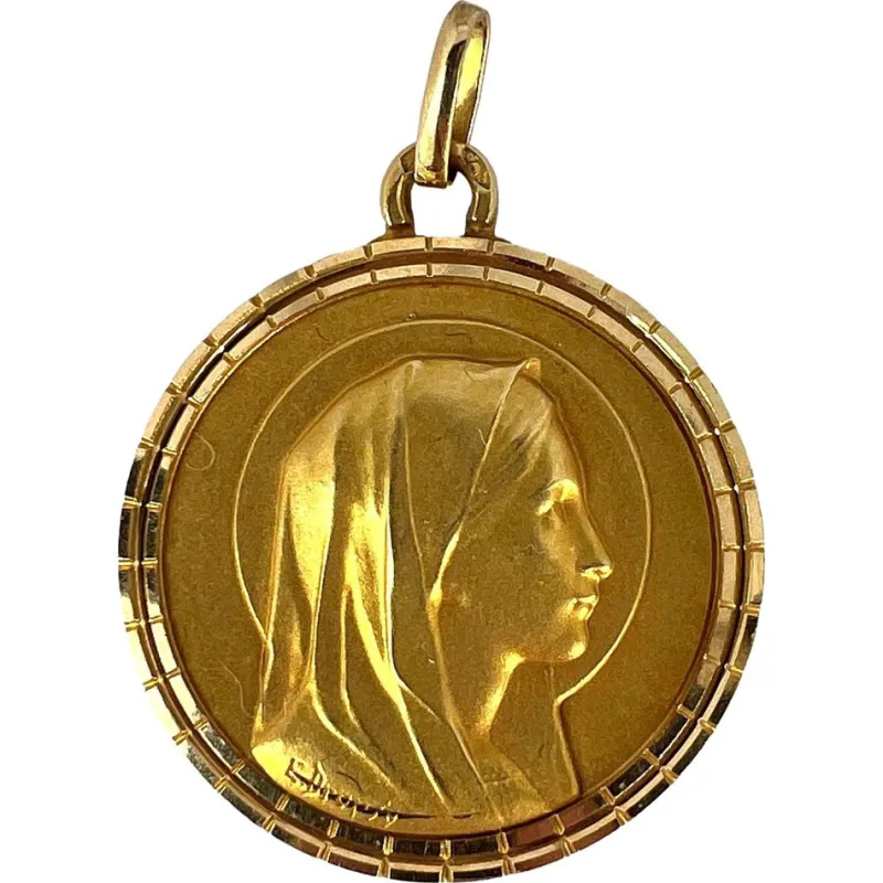 Sale Pamono French 18 Karat Yellow Gold Virgin Mary Medal Pendant Dropsy, 1950s