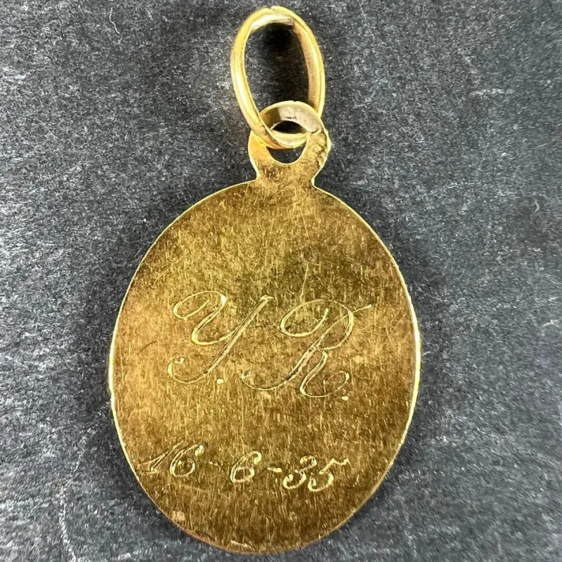 Pamono French 18 Karat Yellow Gold Virgin Mary Medal Pendant from Mazzoni, 1930s> Necklaces
