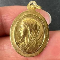 Pamono French 18 Karat Yellow Gold Virgin Mary Medal Pendant from Mazzoni, 1930s><noscript><img width=