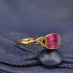 Discount Pamono French 18 Karat Yellow Gold Ring with Red Gem, 1930s