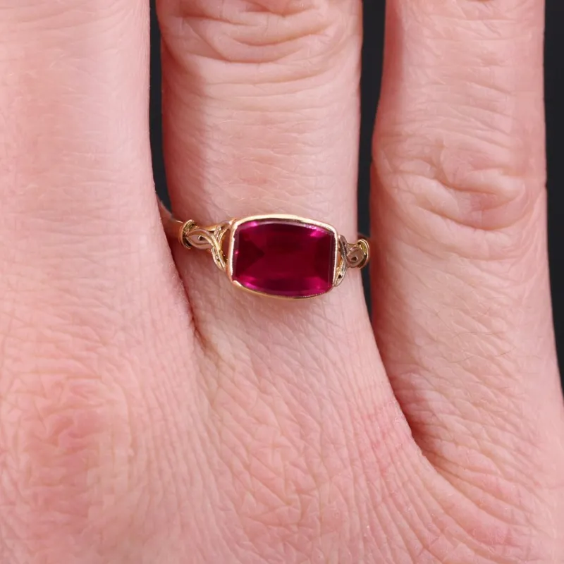 Discount Pamono French 18 Karat Yellow Gold Ring with Red Gem, 1930s