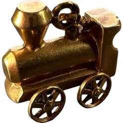 Online Pamono French 18 Karat Yellow Gold Mechanical Steam Train Engine Charm Pendant, 1950s