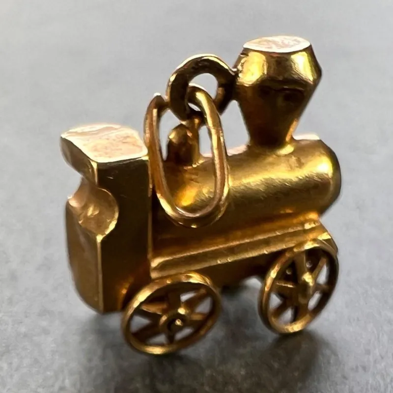 Online Pamono French 18 Karat Yellow Gold Mechanical Steam Train Engine Charm Pendant, 1950s