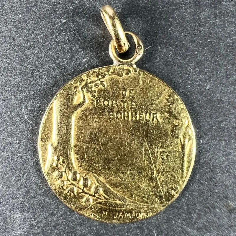 New Pamono French 18 Karat Yellow Gold Bonheur Good Luck Lucky Charm Medal Pendant, 1890s