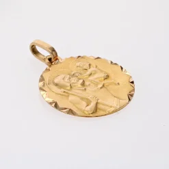 Pamono French 18 Karat Yellow Gold Saint Christopher Medal Pendant, 1960s><noscript><img width=