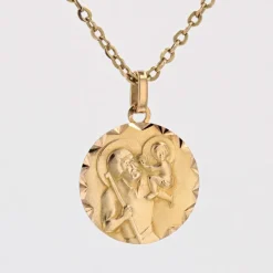 Pamono French 18 Karat Yellow Gold Saint Christopher Medal Pendant, 1960s><noscript><img width=