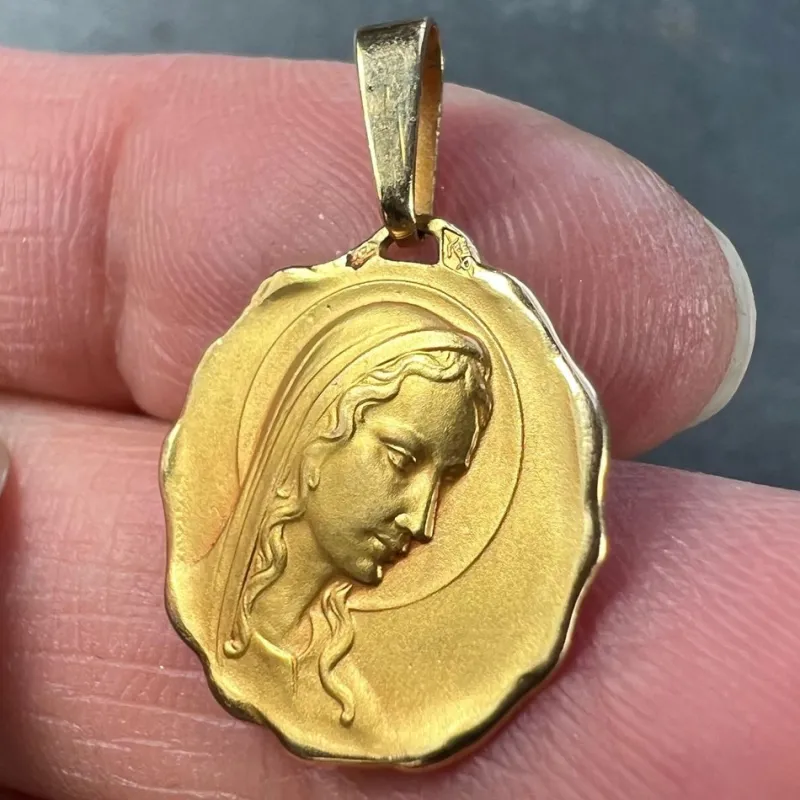 Pamono French 18 Karat Yellow Gold Virgin Mary Religious Medal Pendant, 1960s> Necklaces