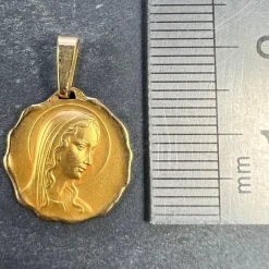 Pamono French 18 Karat Yellow Gold Virgin Mary Religious Medal Pendant, 1960s><noscript><img width=