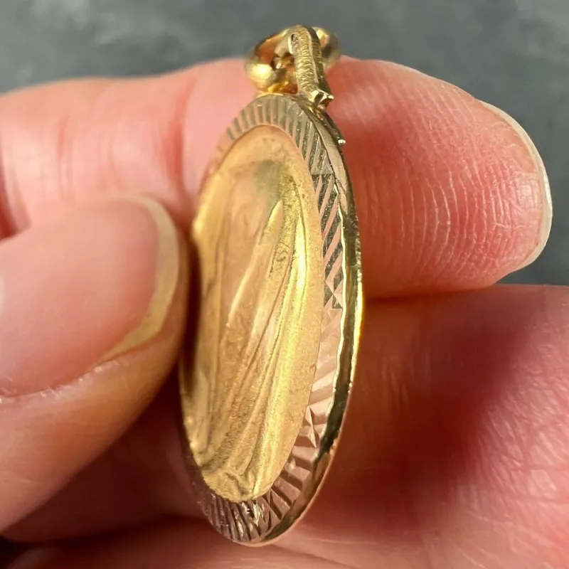 Hot Pamono French 18 Karat Yellow Gold Virgin Mary Charm Pendant Medal, 1950s