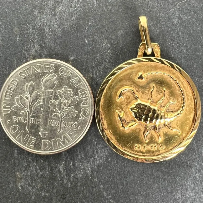 Pamono French 18 Karat Yellow Gold Scorpio Zodiac Charm Medal Pendant, 1950s> Necklaces