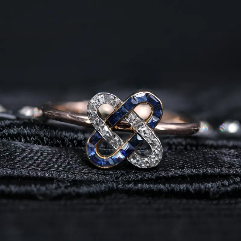 Pamono French Art Deco 18 Karat Rose Gold Staple Ring with Sapphires & Diamonds, 1920s> Rings