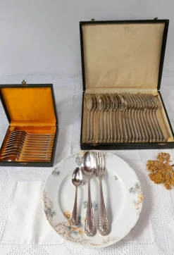 Best Pamono French Art Deco Cutlery Service for 12 with T C Initials from Apollo, 1930s, Set of 36