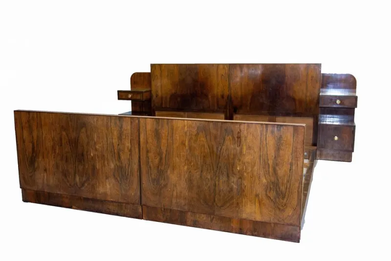 Pamono French Art Deco King Size Bed in Walnut, 1930> Beds & Bedroom Sets