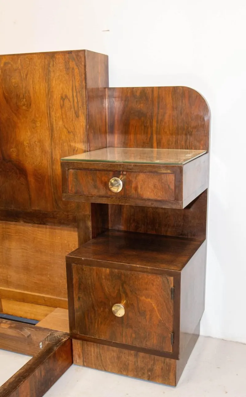 Pamono French Art Deco King Size Bed in Walnut, 1930> Beds & Bedroom Sets