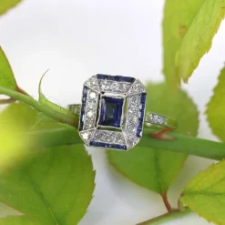 Hot Pamono French Art Deco Sapphire Diamonds Platinum Rectangular Ring, 1920s