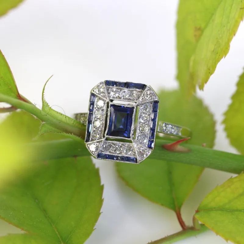 Hot Pamono French Art Deco Sapphire Diamonds Platinum Rectangular Ring, 1920s