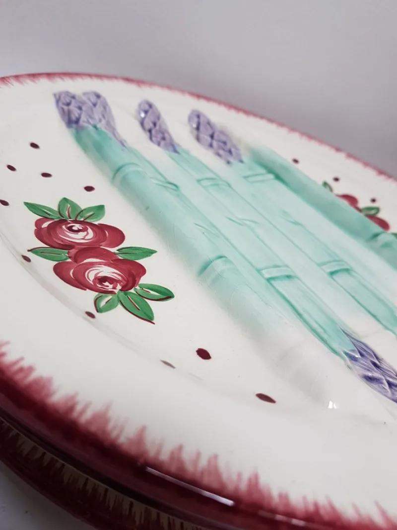 Pamono French Art Nouveau Hand-Painted Faience Asparagus Plate from Longchamp, 1890s> Dinner Plates & Bowls