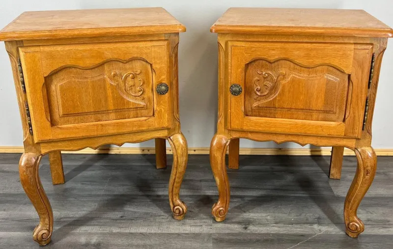 Pamono French Bedside Tables, Set of 2> Nightstands