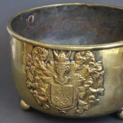 Pamono French Brass Cachepot, 1700s><noscript><img width=