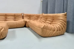 Online Pamono French Camel Brown Leather Togo Living Room Set attributed to Michel Ducaroy for Ligne Roset, Set of 4