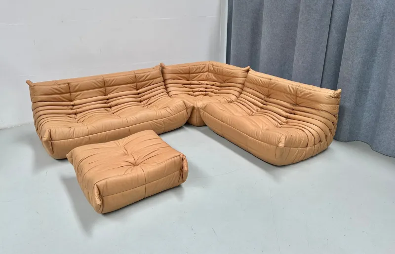 Online Pamono French Camel Brown Leather Togo Living Room Set attributed to Michel Ducaroy for Ligne Roset, Set of 4