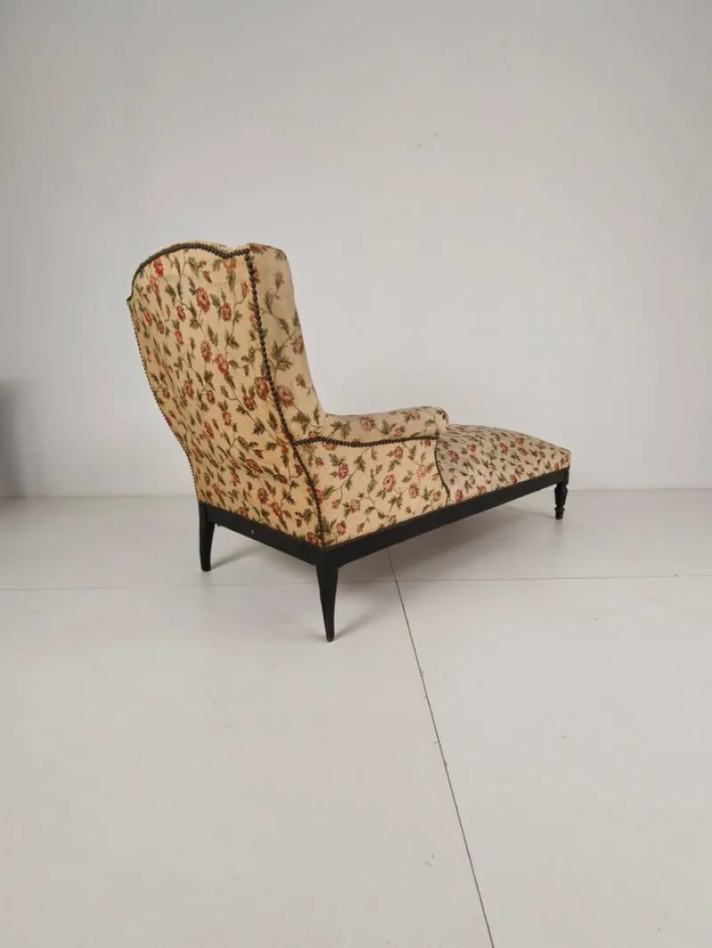 Pamono French Chaise Longue with Floral Upholstery, 19th Century> Daybeds & Chaises Lounges