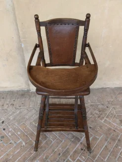 Pamono French Children's Chair in Walnut, Late 1800s> Children's Chairs