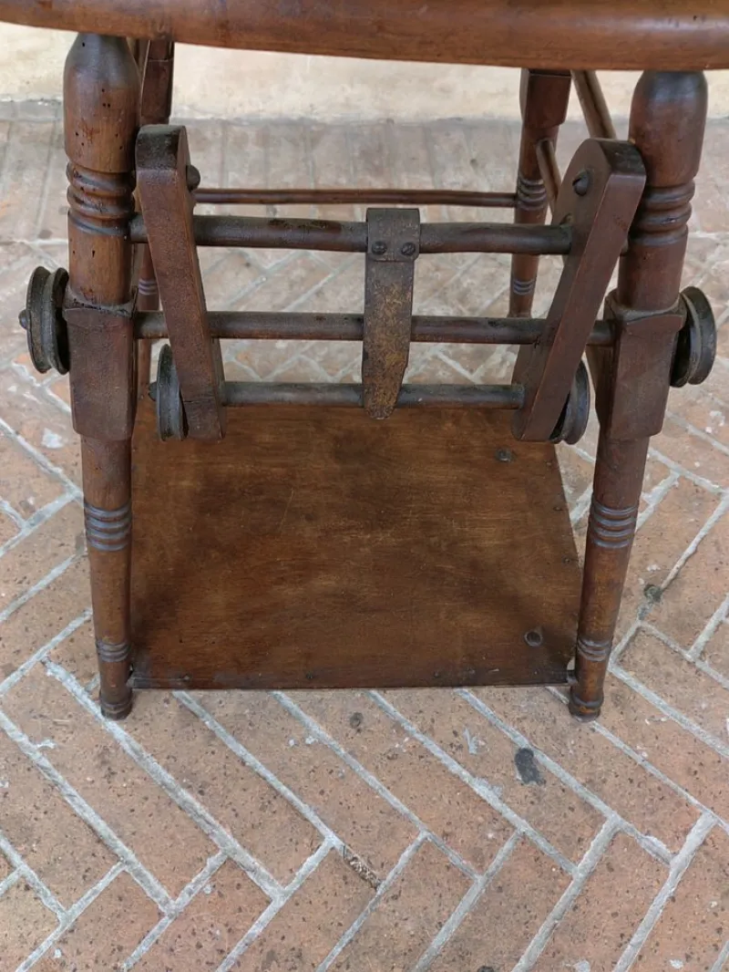 Pamono French Children's Chair in Walnut, Late 1800s> Children's Chairs