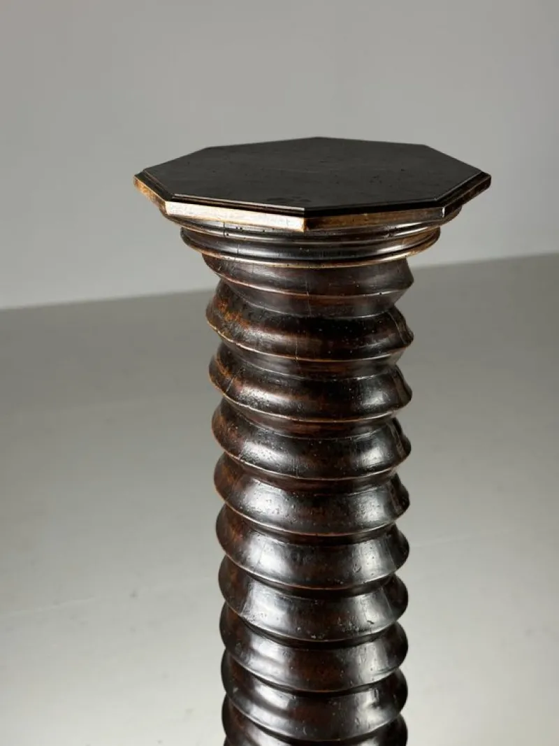 Pamono French Column Screw> Pedestals And Columns