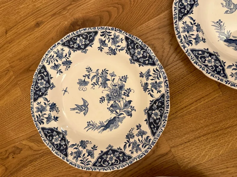 Pamono French Deep Plates with Blue Delft Decor from Gien, Set of 6> Dinner Plates & Bowls
