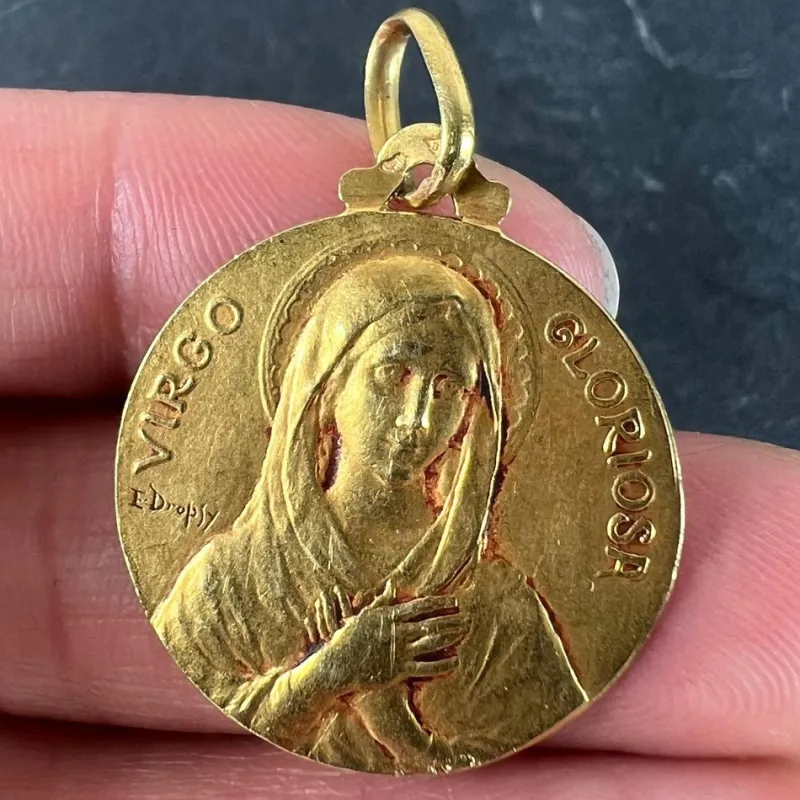 Pamono French Dropsy Virgo Gloriosa Virgin Mary Medal Pendant in18 Karat Yellow Gold, 1920s> Necklaces
