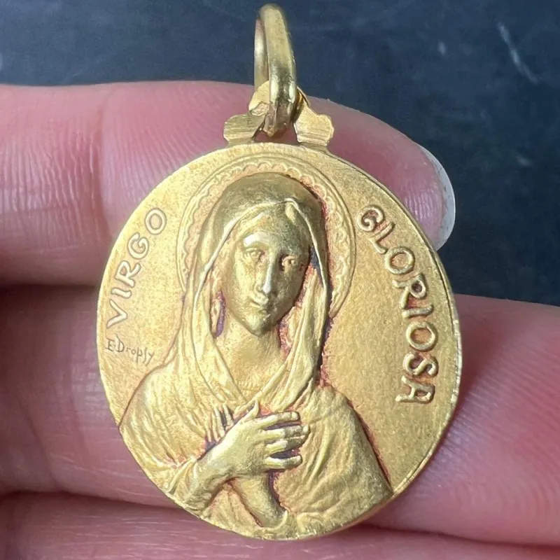 Pamono French Dropsy Virgo Gloriosa Virgin Mary Medal Pendant in18 Karat Yellow Gold, 1920s> Necklaces