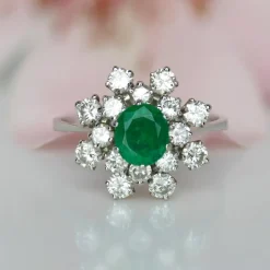 New Pamono French Emerald Diamonds 18 Karat White Gold Cocktail Ring, 1970s