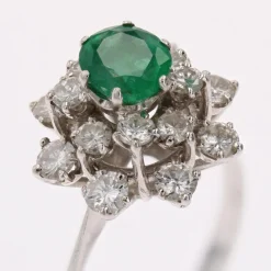 New Pamono French Emerald Diamonds 18 Karat White Gold Cocktail Ring, 1970s