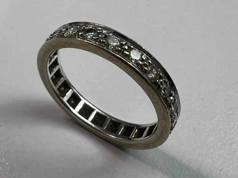 Hot Pamono French Eternity Ring in 14 Karat with Diamonds, 1930s