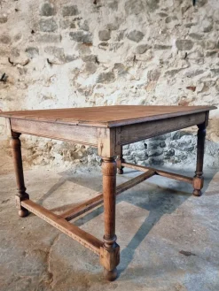Pamono French Farmhouse Oak and Elm Dining Table with Turned Legs, 1920s><noscript><img width=