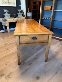 Pamono French Farmhouse Table in Cherry><noscript><img width=