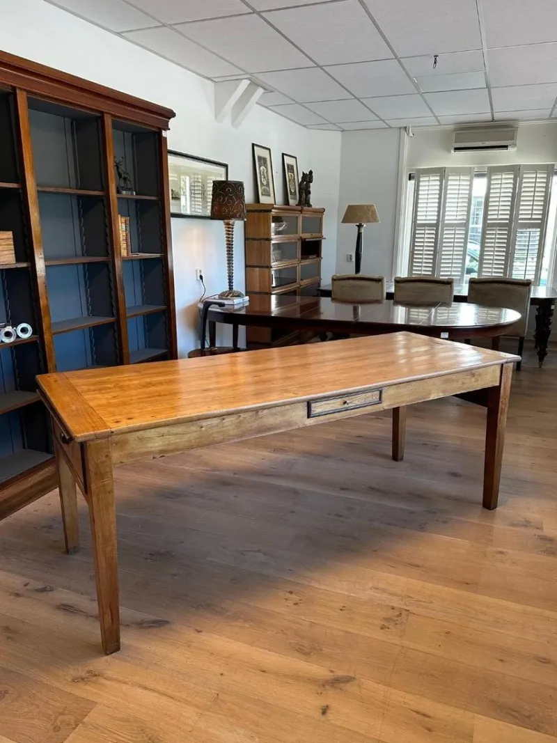 Pamono French Farmhouse Table in Cherry> Dining Tables & Sets